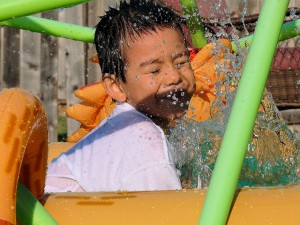 Boy-in-pool-by-Richard-Stephenson-via-Flickr