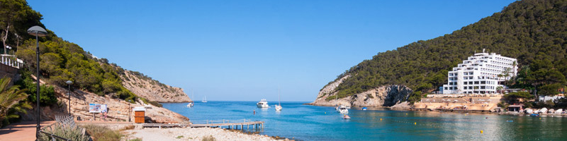 Cala Tarida Hotels