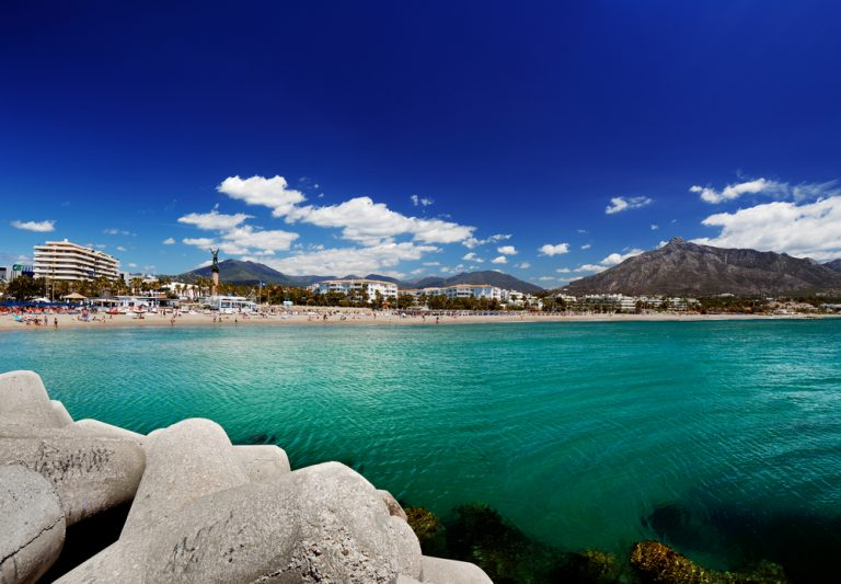 puerto-banus-beach-marbella.jpg