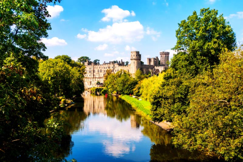 Top 10 Historic Places to Visit in the UK